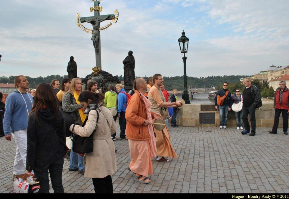 Prague - Pont St Charles 021